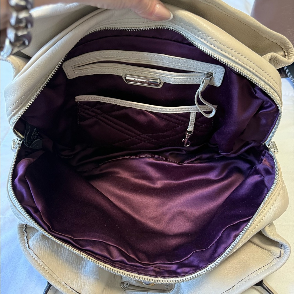 B. Makowski cream, genuine leather satchel. - Picture 9 of 11
